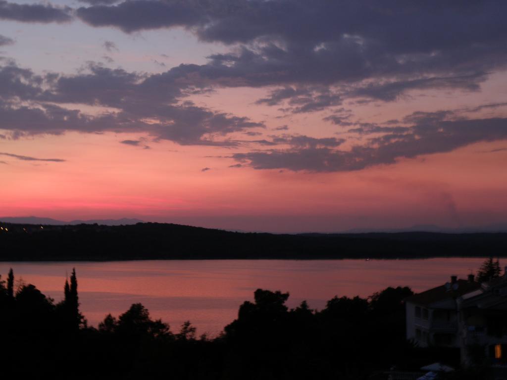 Holiday Home Bukovac Климно Екстериор снимка